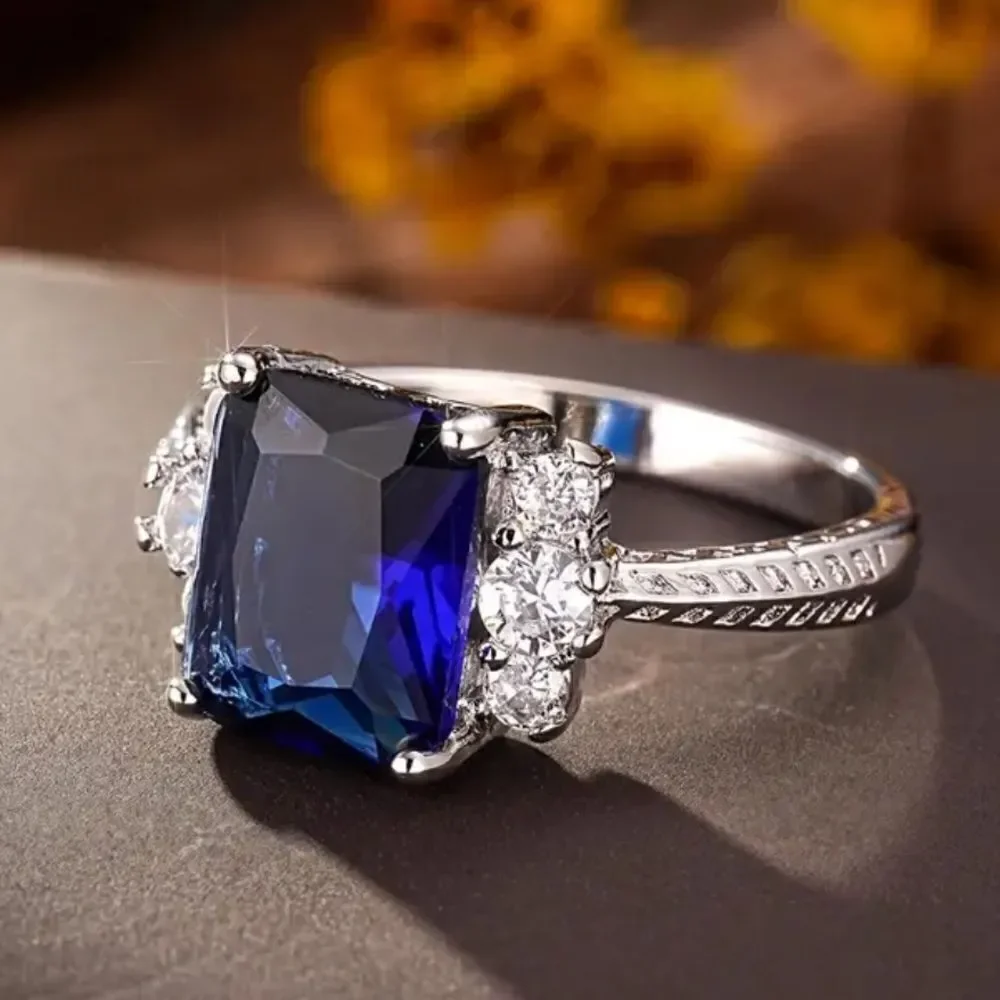 The Debutant In Blue cocktail ring in silver sz 6